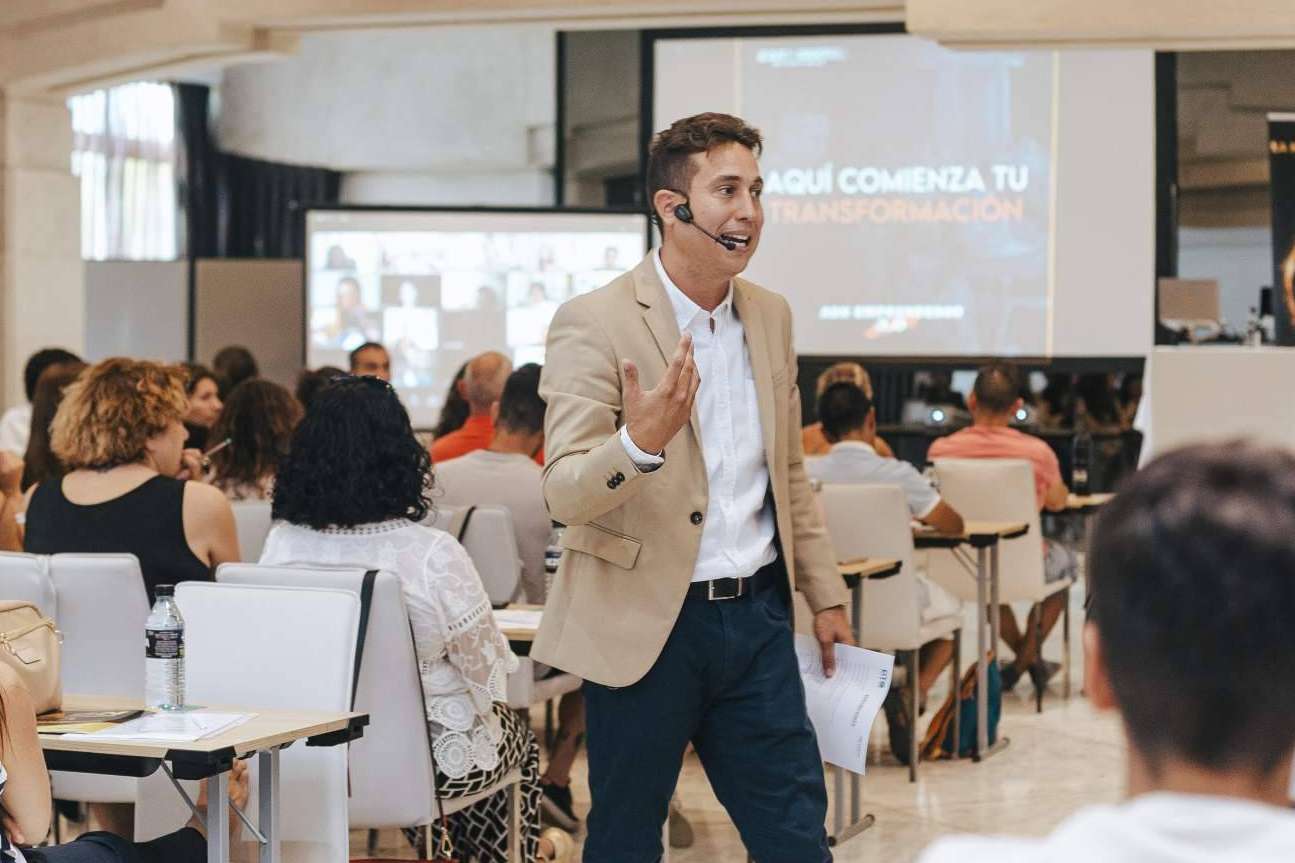 Escuela Consciente y 'TransformarSER - Manifiesta todo tu potencial', el programa vivencial de transformación personal