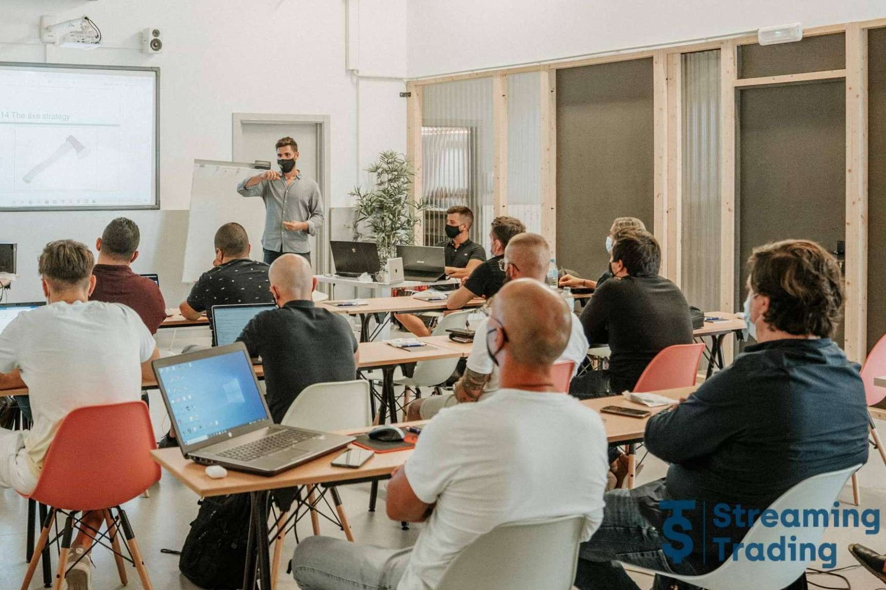 Streaming Trading permite aprender los fundamentos del trading durante 3 meses en formato vídeo