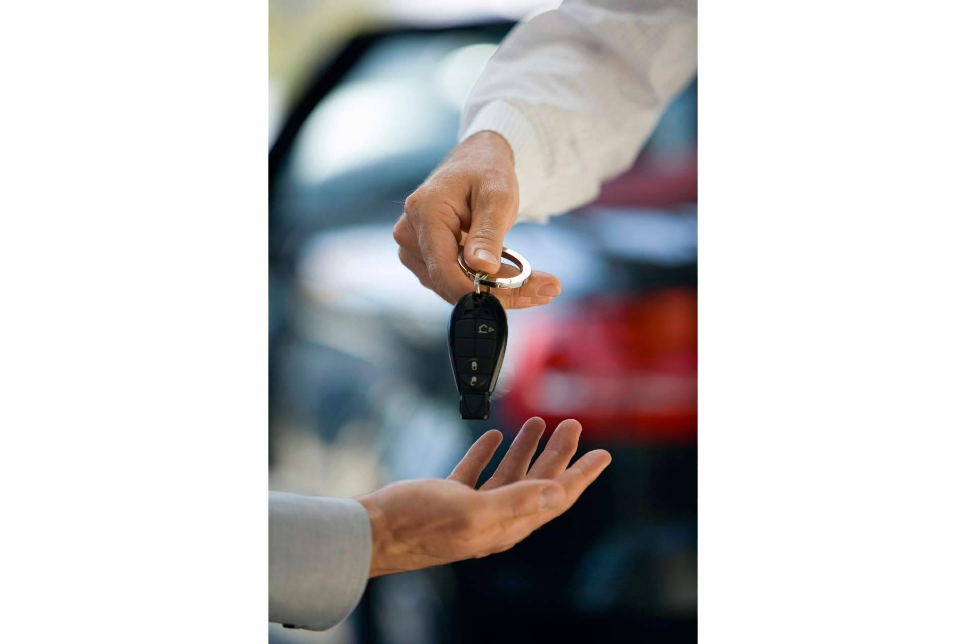 La firma de renting Vamos muestra su oferta de coches para autónomos