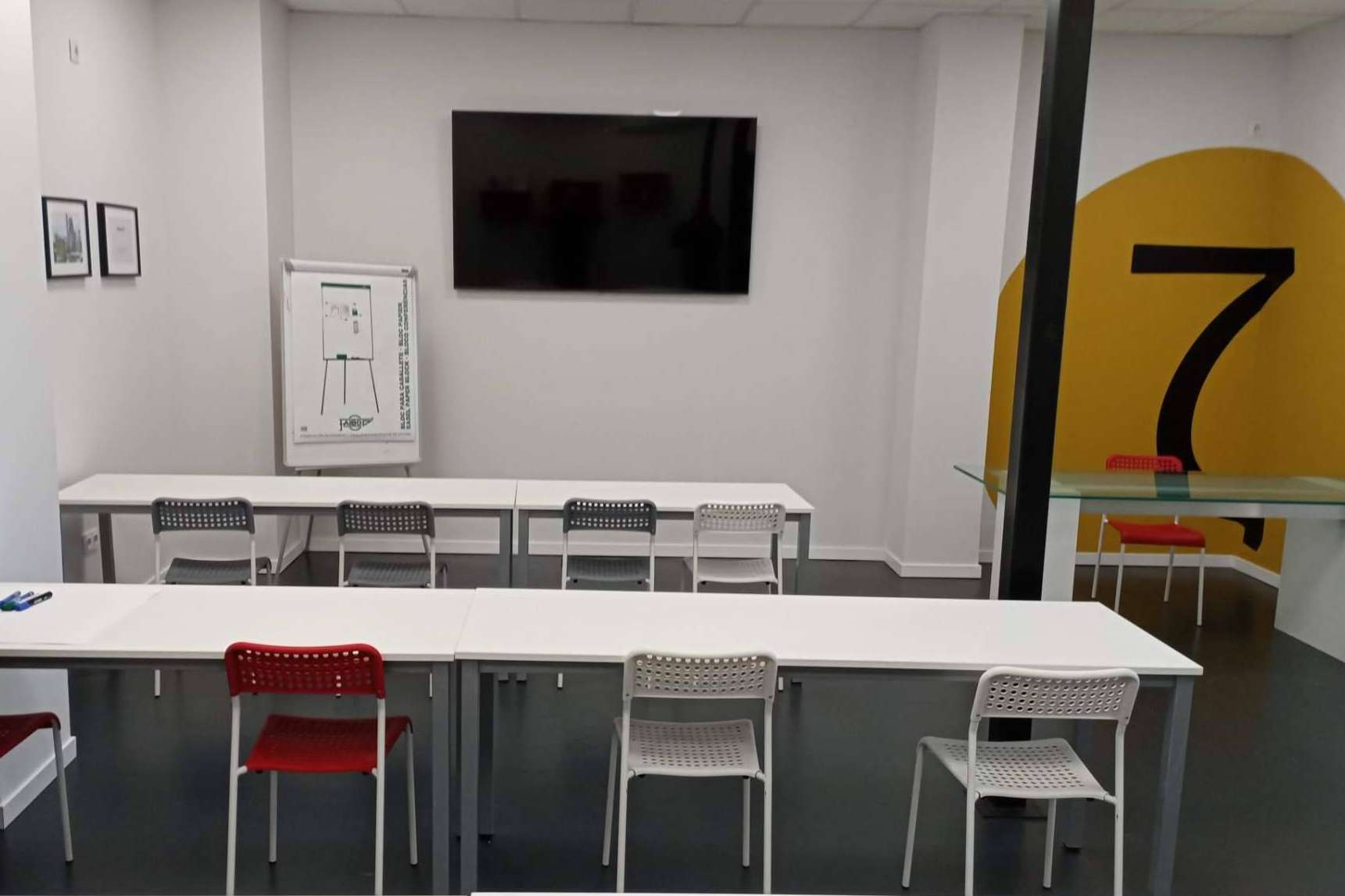 Una consultora de recursos humanos de Pontevedra dedicada a la formación y el desarrollo personas y empresas es El Siete Formación
