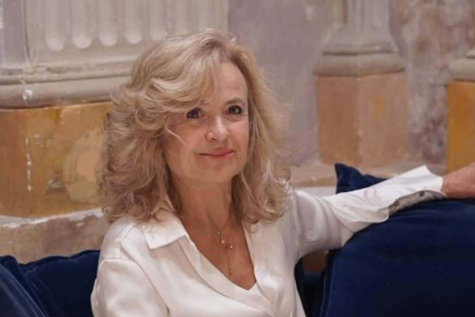 ¿Cómo ha evolucionado el estilo artístico de las pinturas de Pilar Xercavins Casas?
