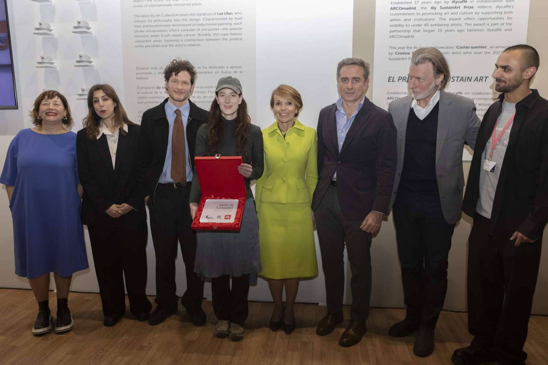 La madrileña Mónica Mays gana el Premio illy SustainArt dedicado al mecenazgo de jóvenes promesas del arte contemporáneo