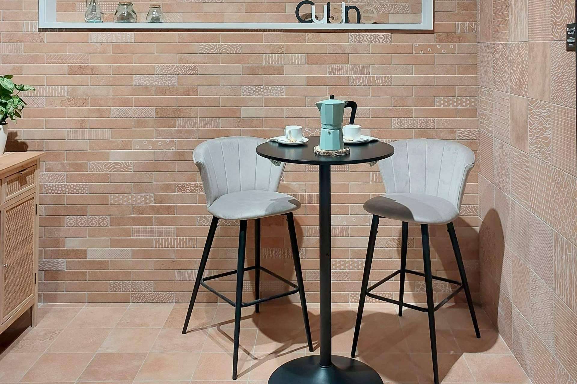 Suelo rústico interior, una opción atemporal y acogedora para decorar viviendas
