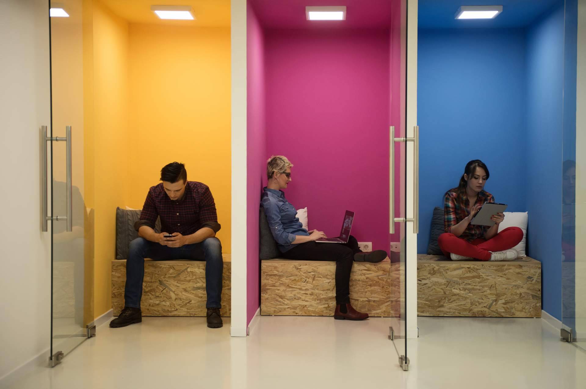 ONLYCLICK lidera las nuevas reglas del diseño web 2024 para pequeñas empresas y startups