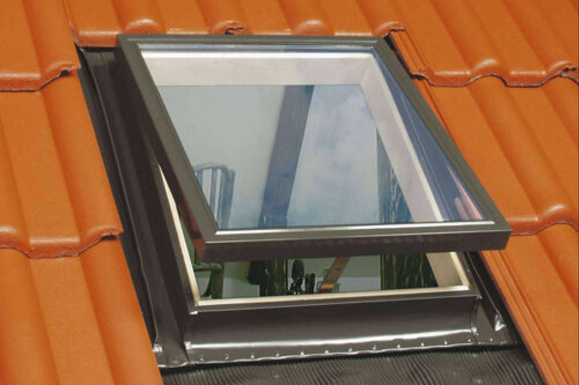 Tragaluces aportan soluciones versátiles y económicas a la iluminación y ventilación