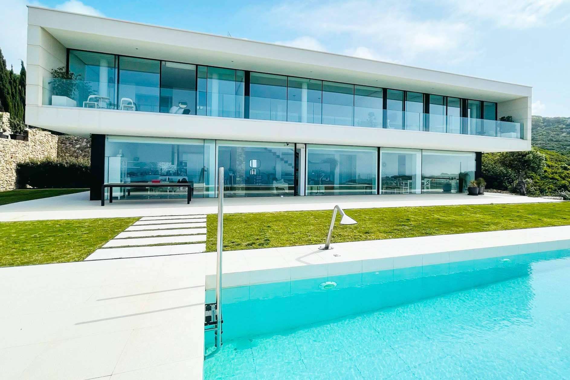 Alquilar una villa de lujo en un entorno único en Zahara de los Atunes, Villa Alkaram