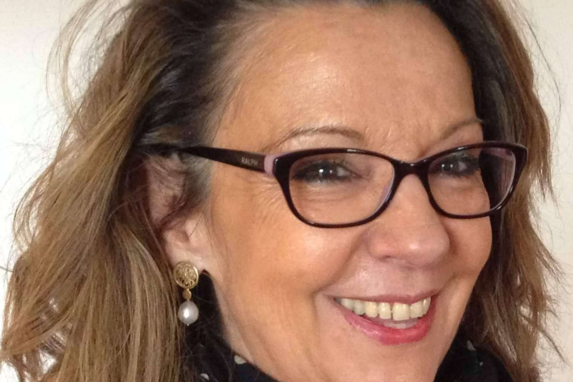 Lina Gómez publica ‘Invierno’ dedicada a cualquier lector sensible