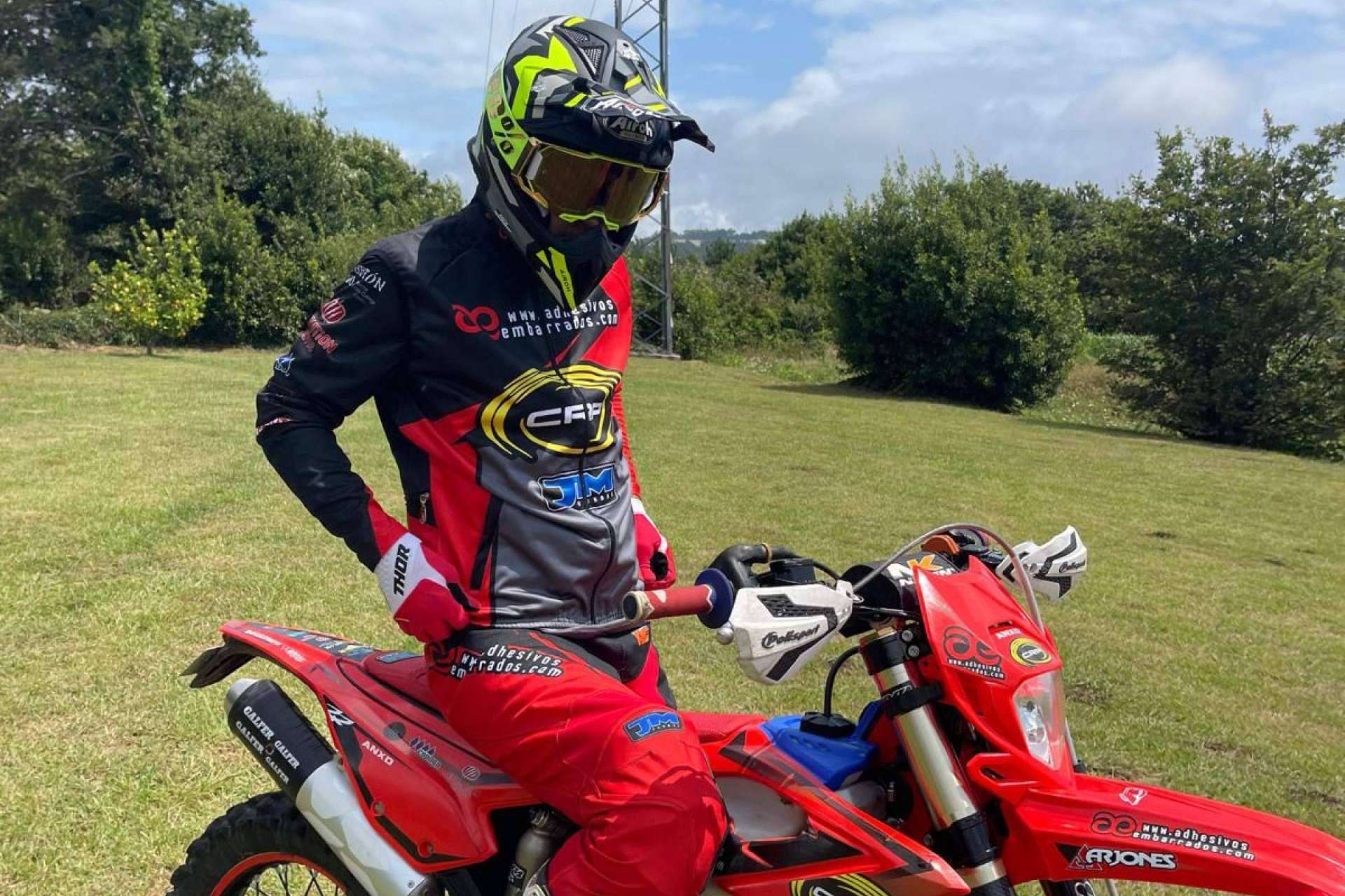 Conjuntos personalizados para motocicletas todoterreno