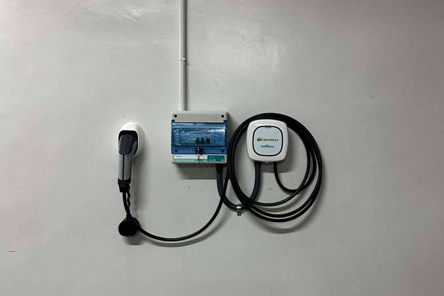 Infraestructuras de preinstalación para puntos de recarga de vehículos eléctricos en comunidades de propietarios