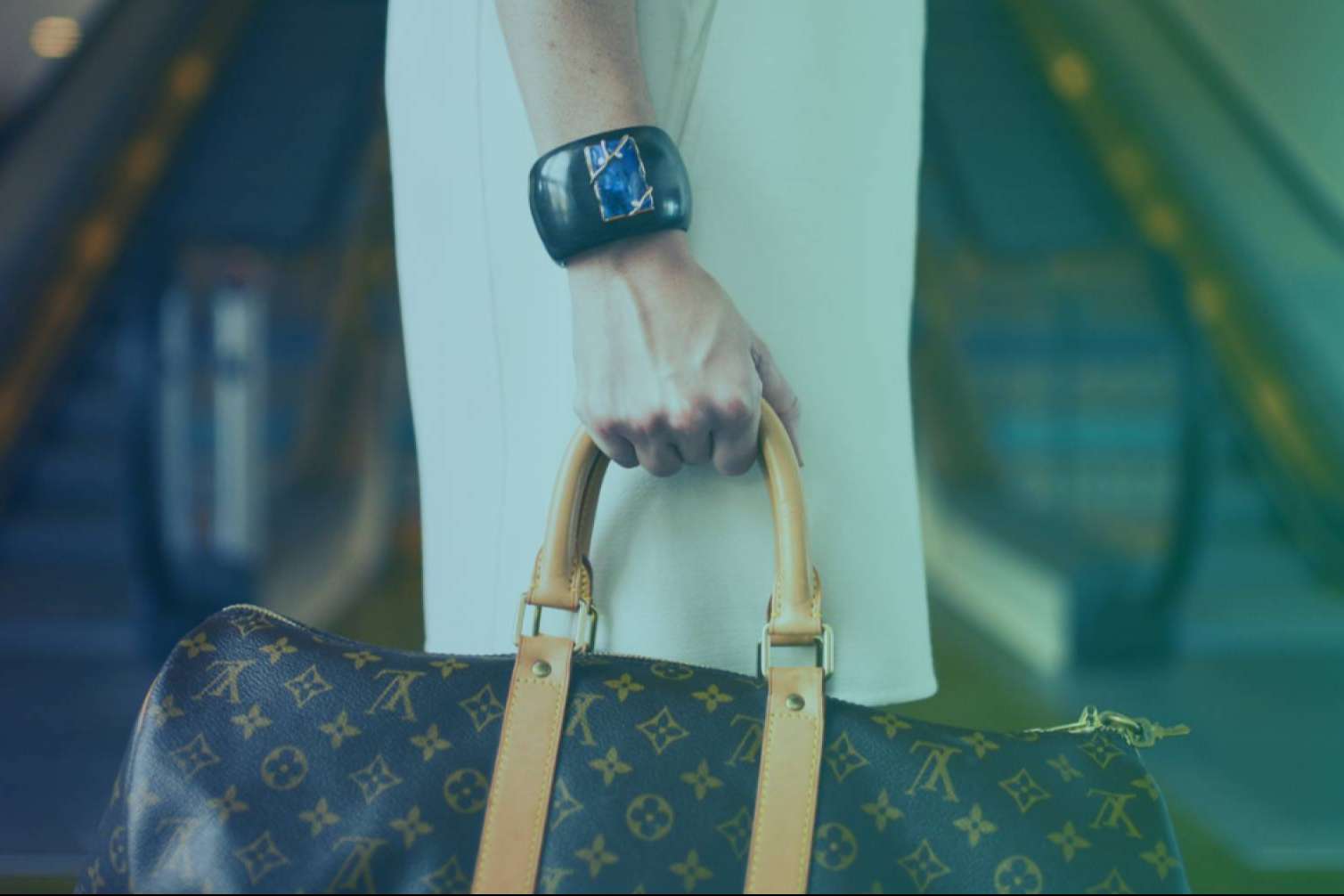 El poder de las fichas de producto optimizadas, clave en las compras de lujo online