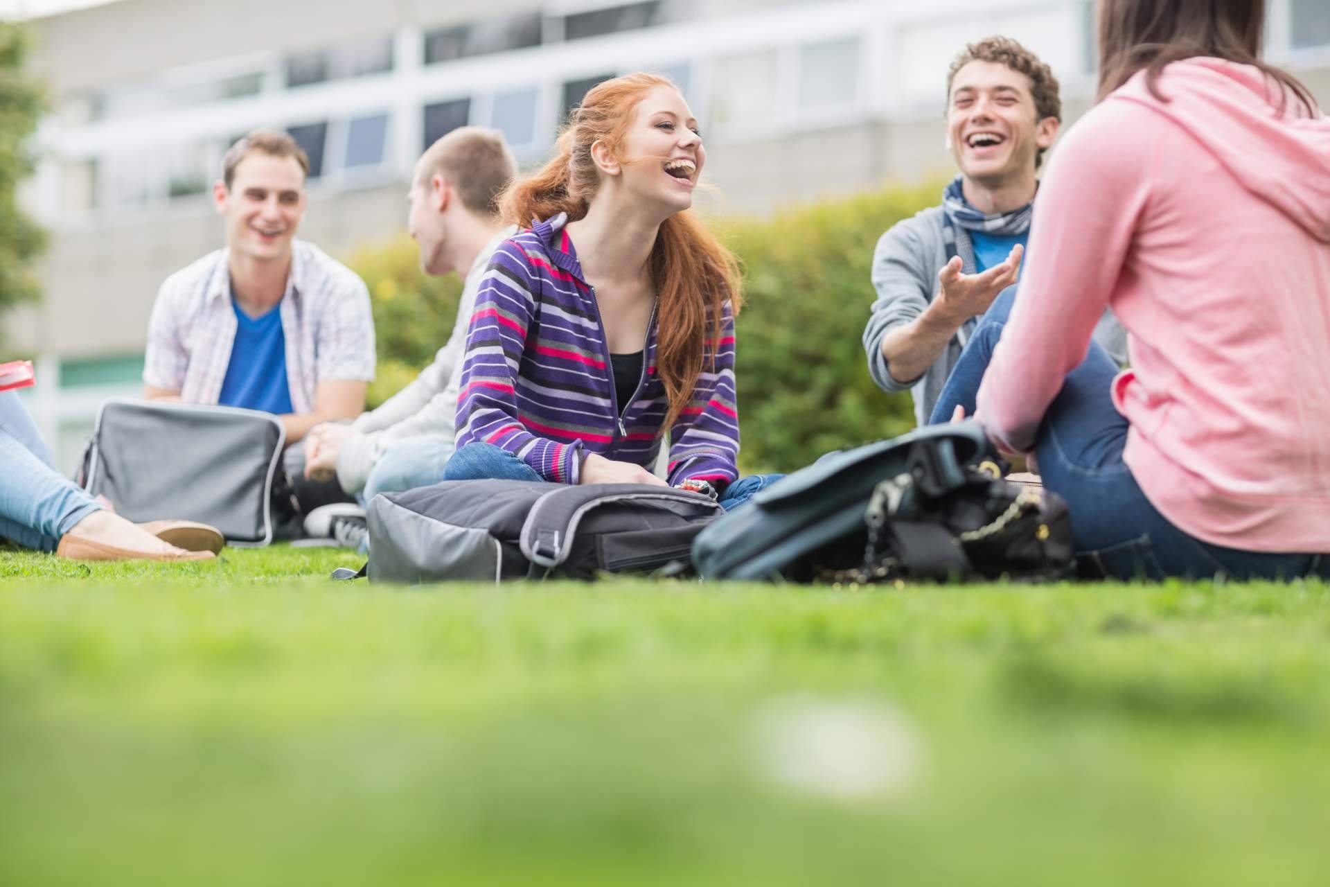Los cursos superiores de ISEB cuentan con programas formativos actualizados para crecer profesionalmente