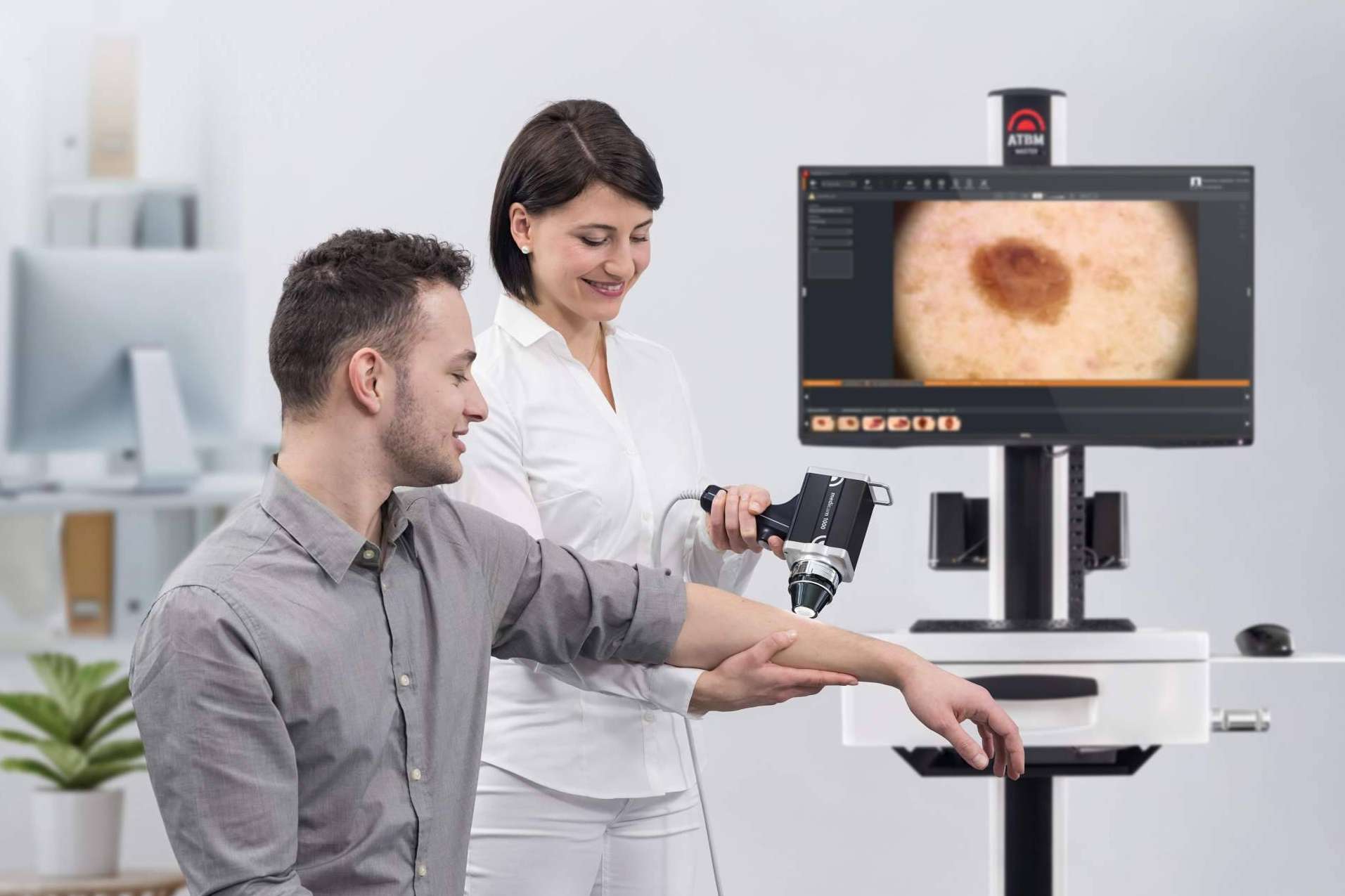 FotoFinder optimiza el diagnóstico para la prevención y detección temprana del cáncer de piel