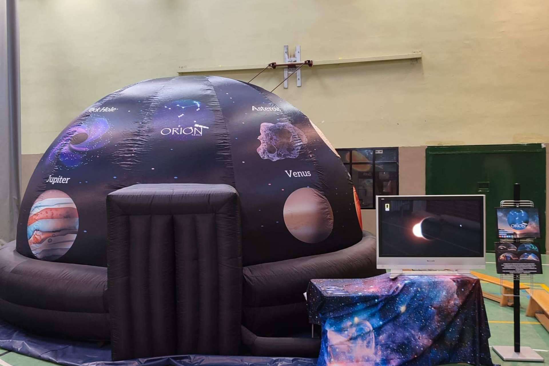 Orión Madrid Astroturismo y su trabajo de divulgación astronómica en centros educativos