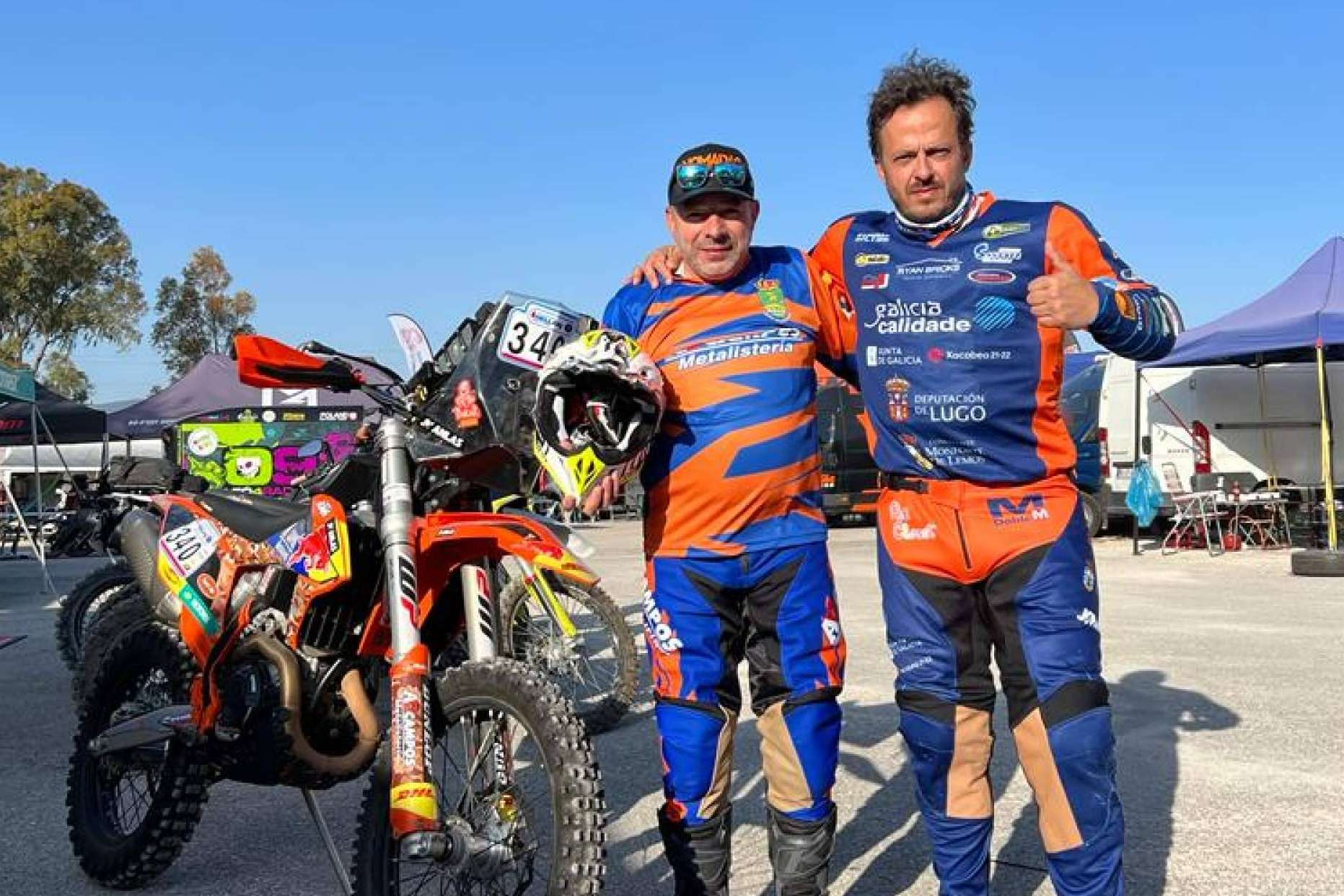 ADHESIVOSEMBARRADOS impulsa la personalización en motocross con equipaciones únicas