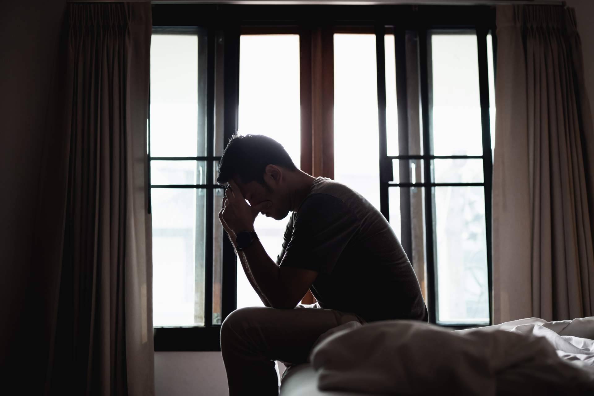 Qué hacer cuando se siente tristeza constante y falta de energía