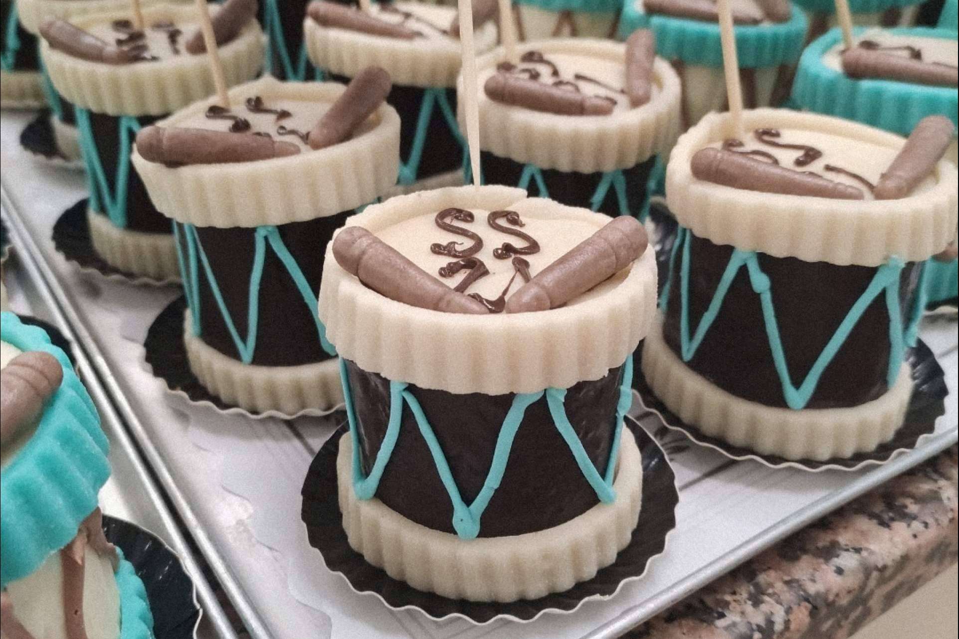 Pastelería Oiartzun celebra el día de San Sebastián con postres tradicionales de calidad