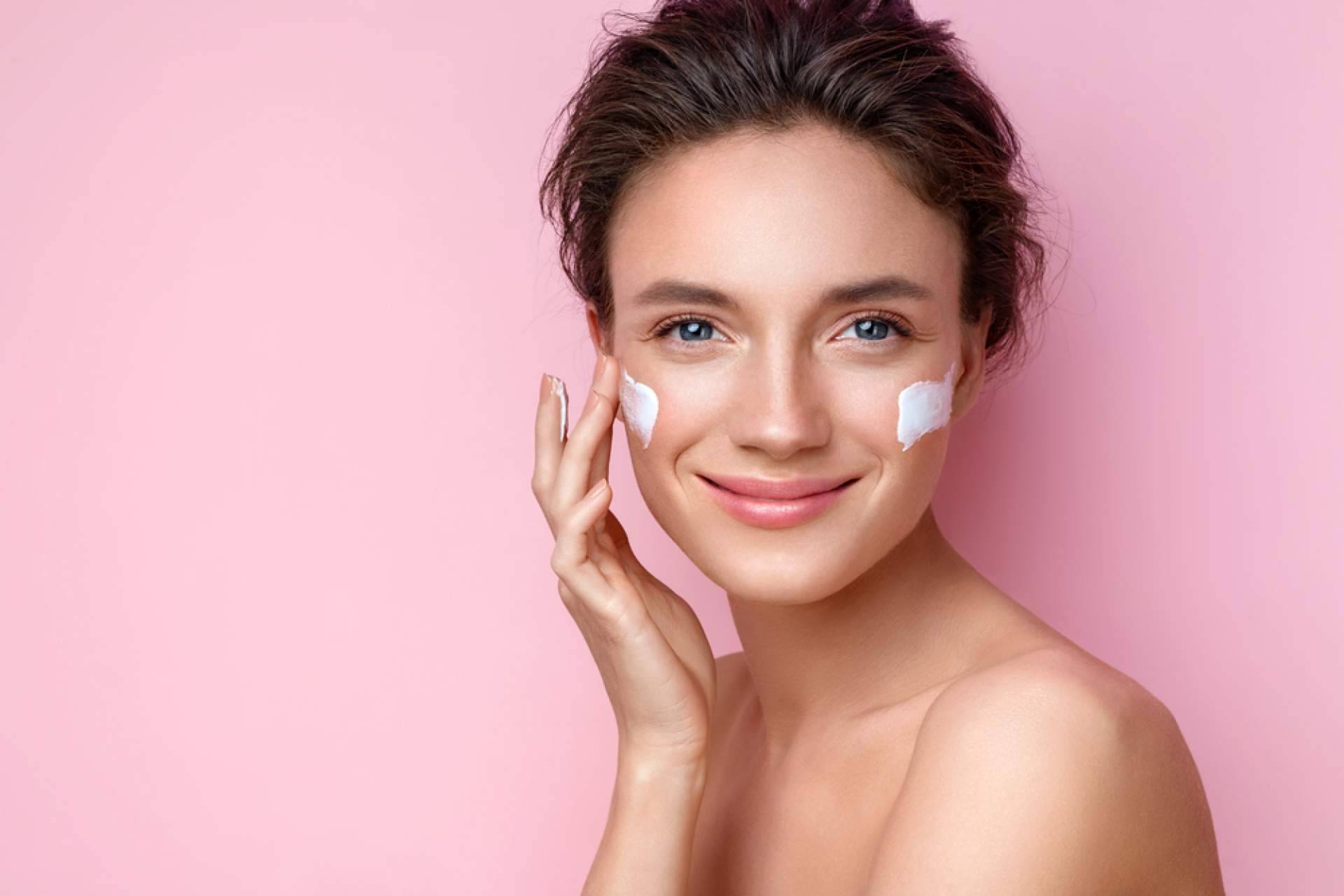 En Farmasky los productos A-Derma Exomega se consiguen con descuentos significativos