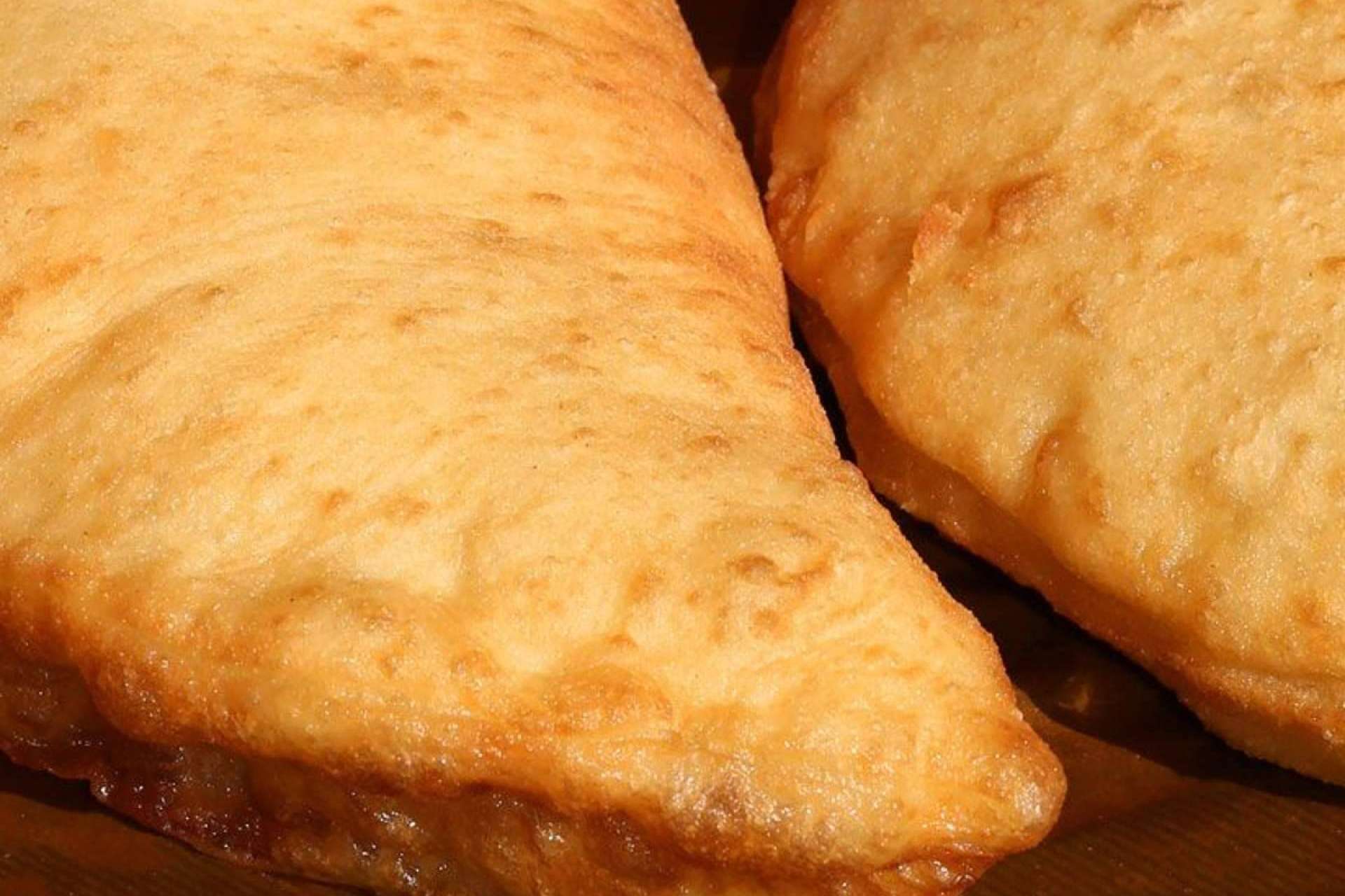 Barcelona se rinde al encanto de la pizza frita napolitana de Spaccanapoli Da Daniele