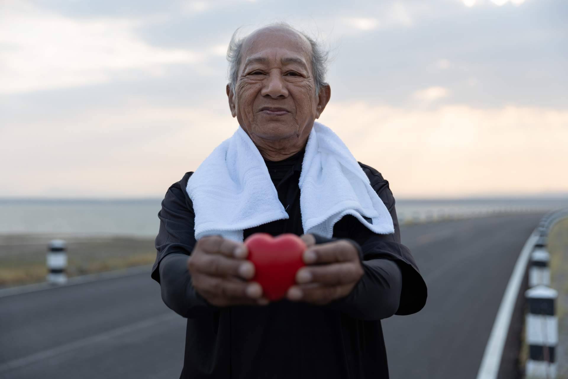 Mejorar la salud cardiovascular con Omega 3 y omega 11; LEVELS UP CETO3® en Bioserum
