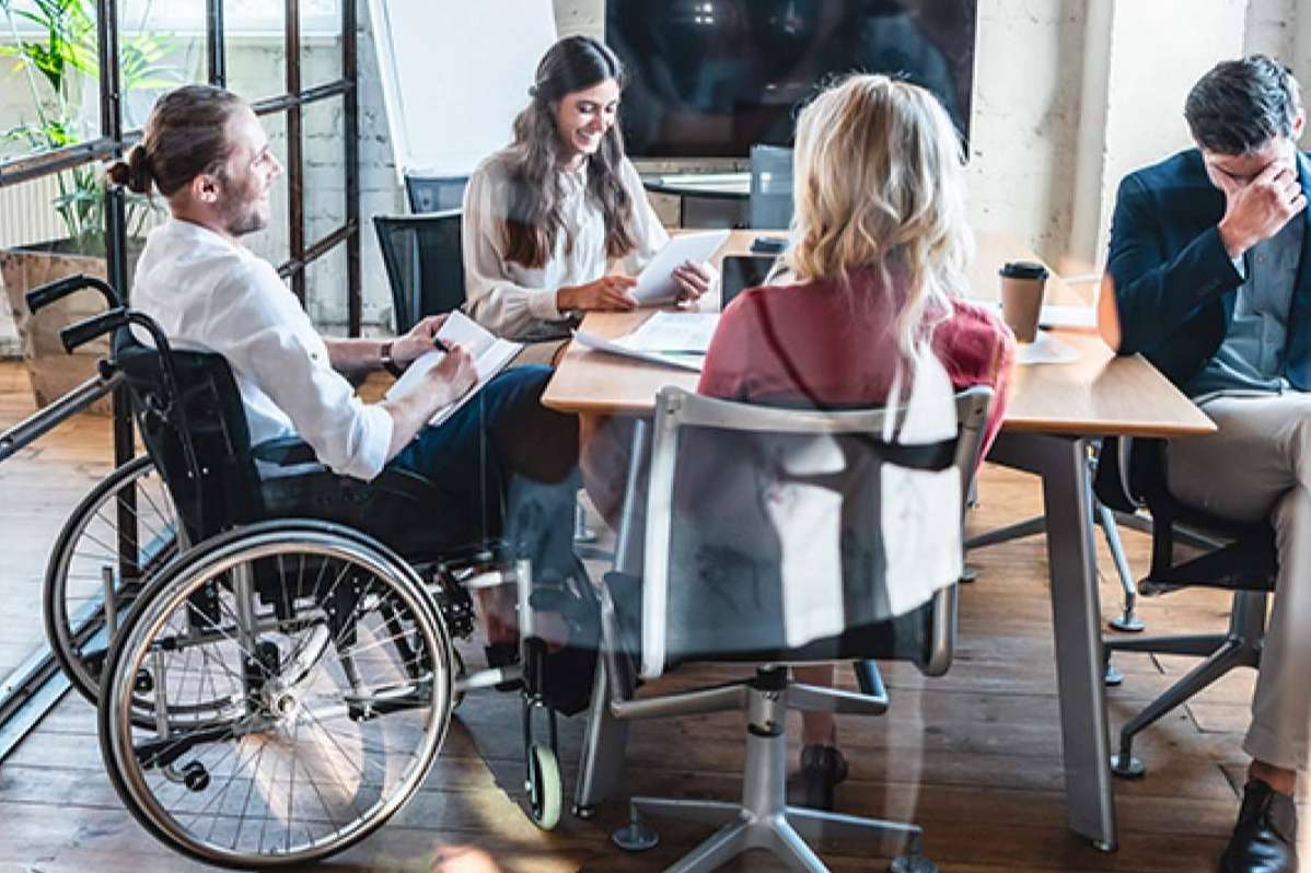 La falta de financiación compromete el futuro de los centros especiales