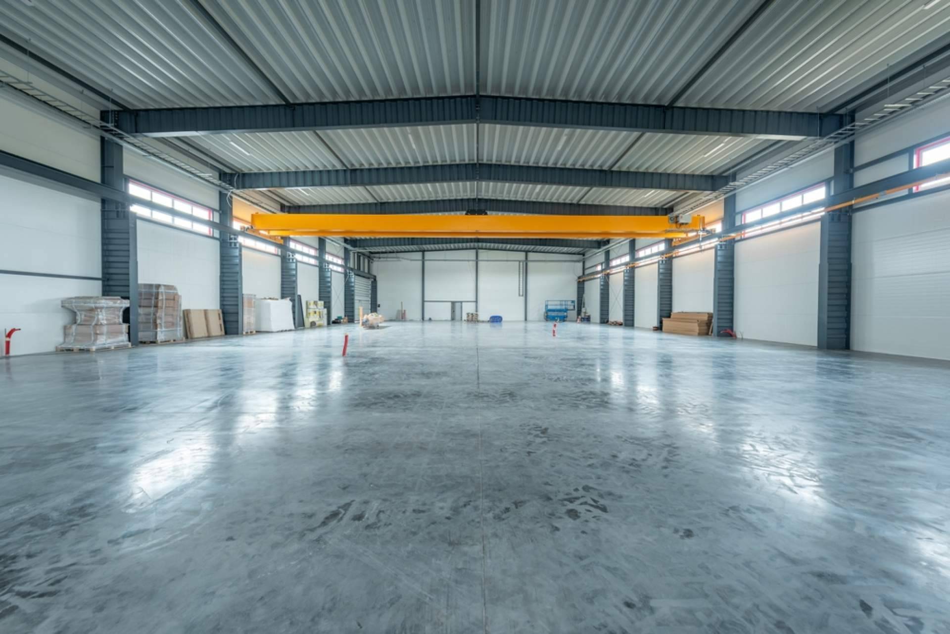 Ibernave gestiona operaciones de venta de naves industriales en Madrid sin complicaciones