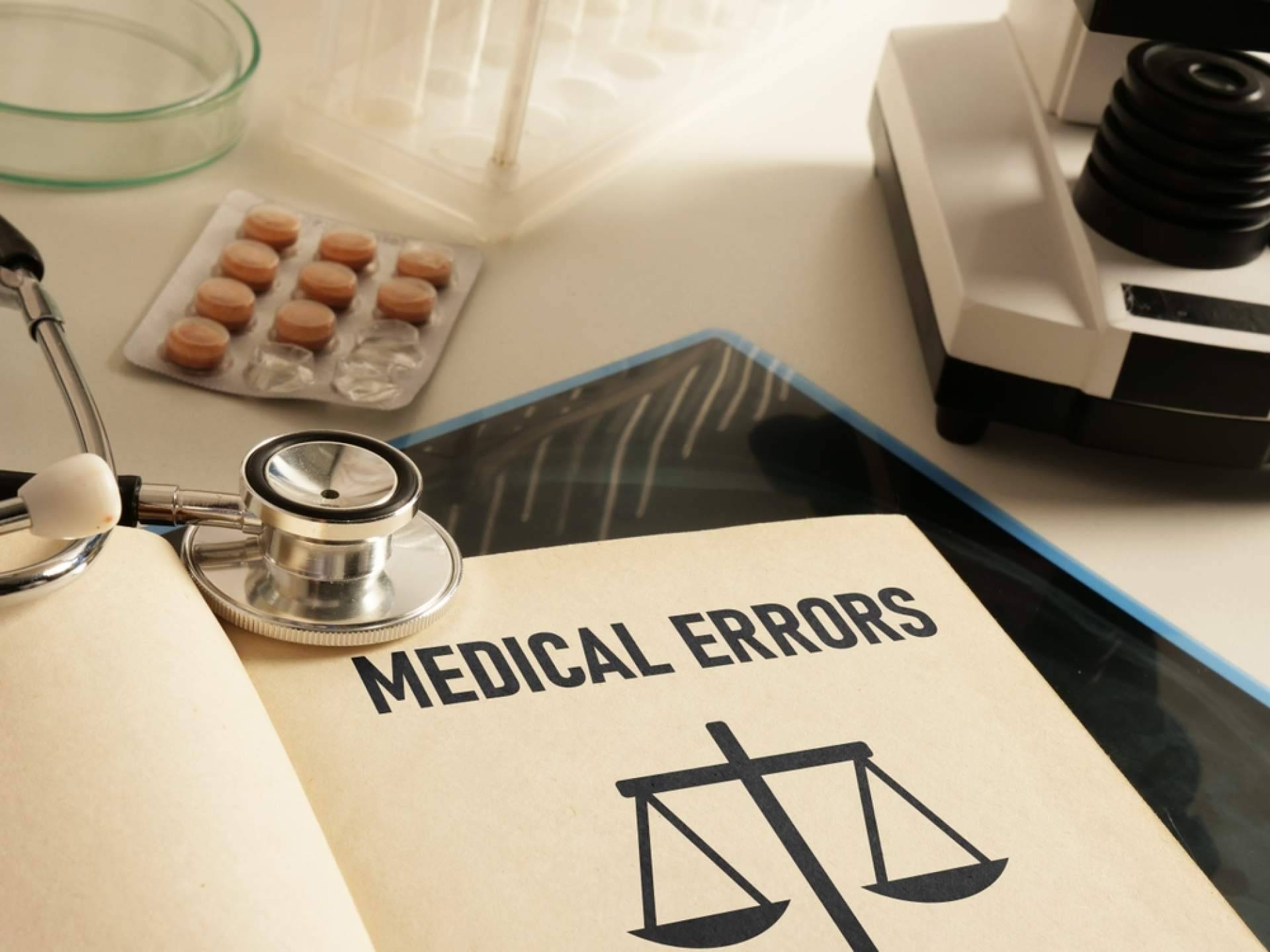 Rafael Martín Bueno lidera la defensa legal en casos de negligencias médicas durante el parto en España