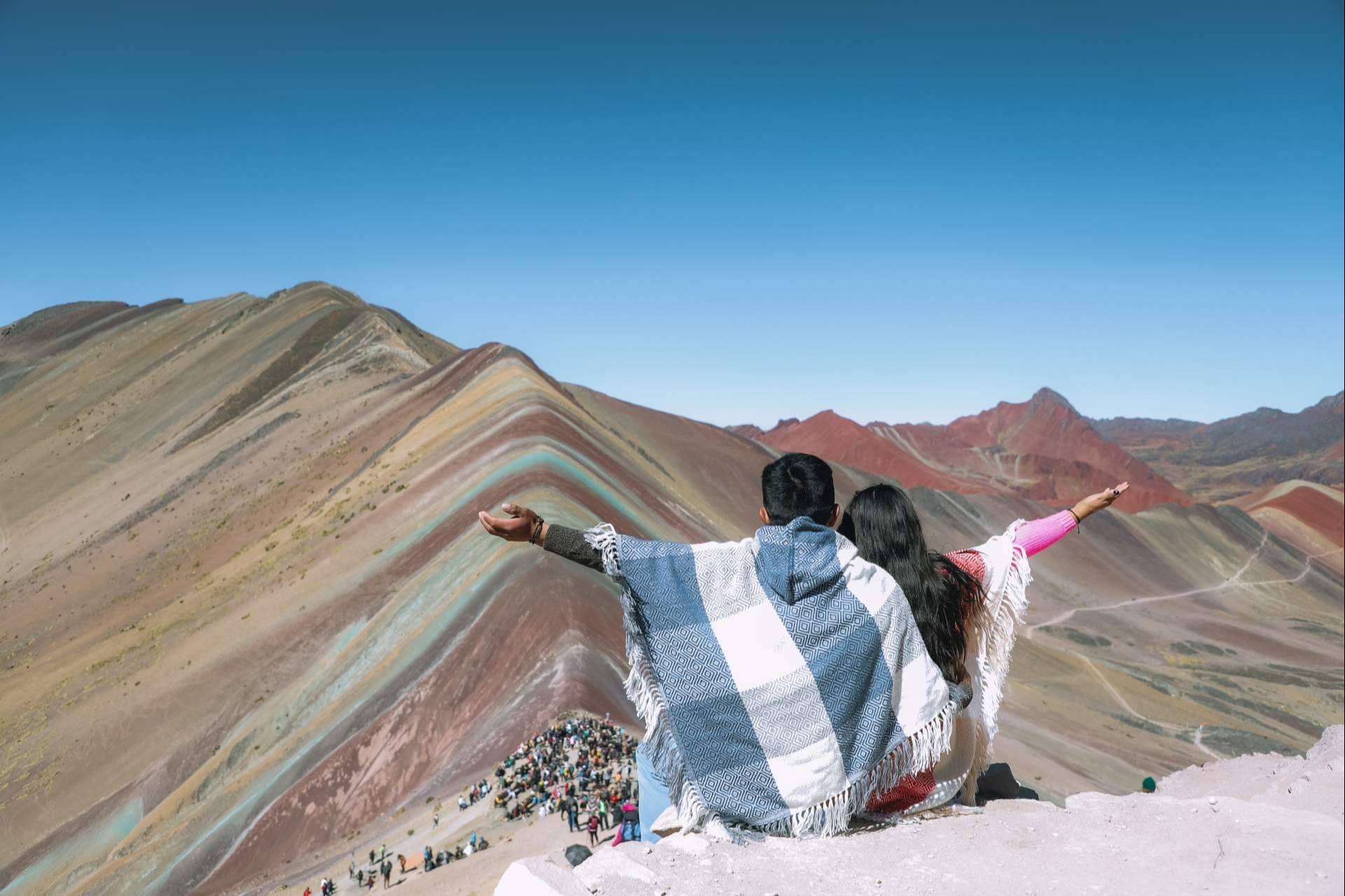 Vinicunca, la joya cromática de los Andes que conquista el turismo internacional