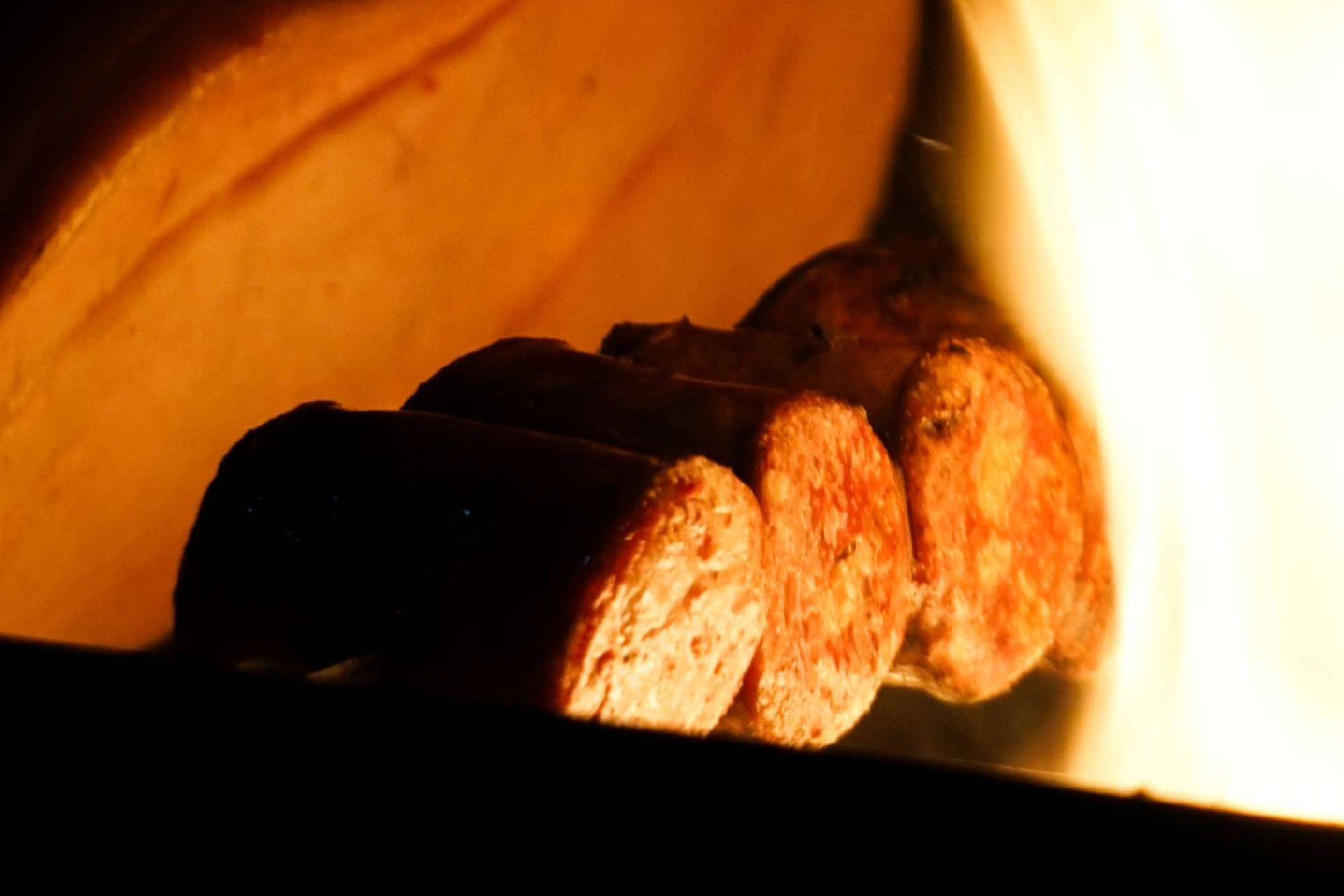 El auténtico sabor del rodizio brasileño ilimitado en Madrid se vive en Los Espetinhos