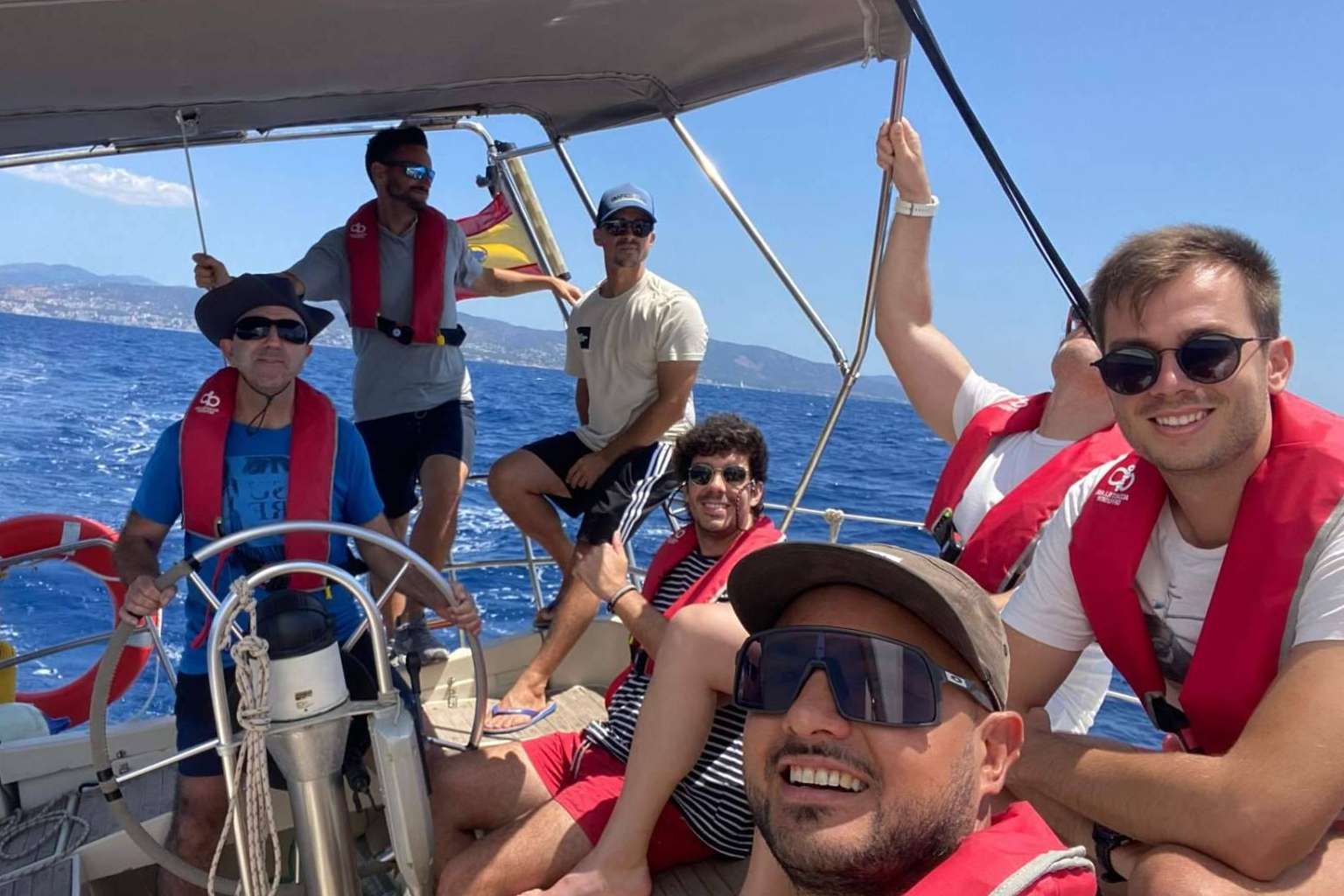 Escuela náutica y PER; combinación clave para descubrir un mundo nuevo desde el mar