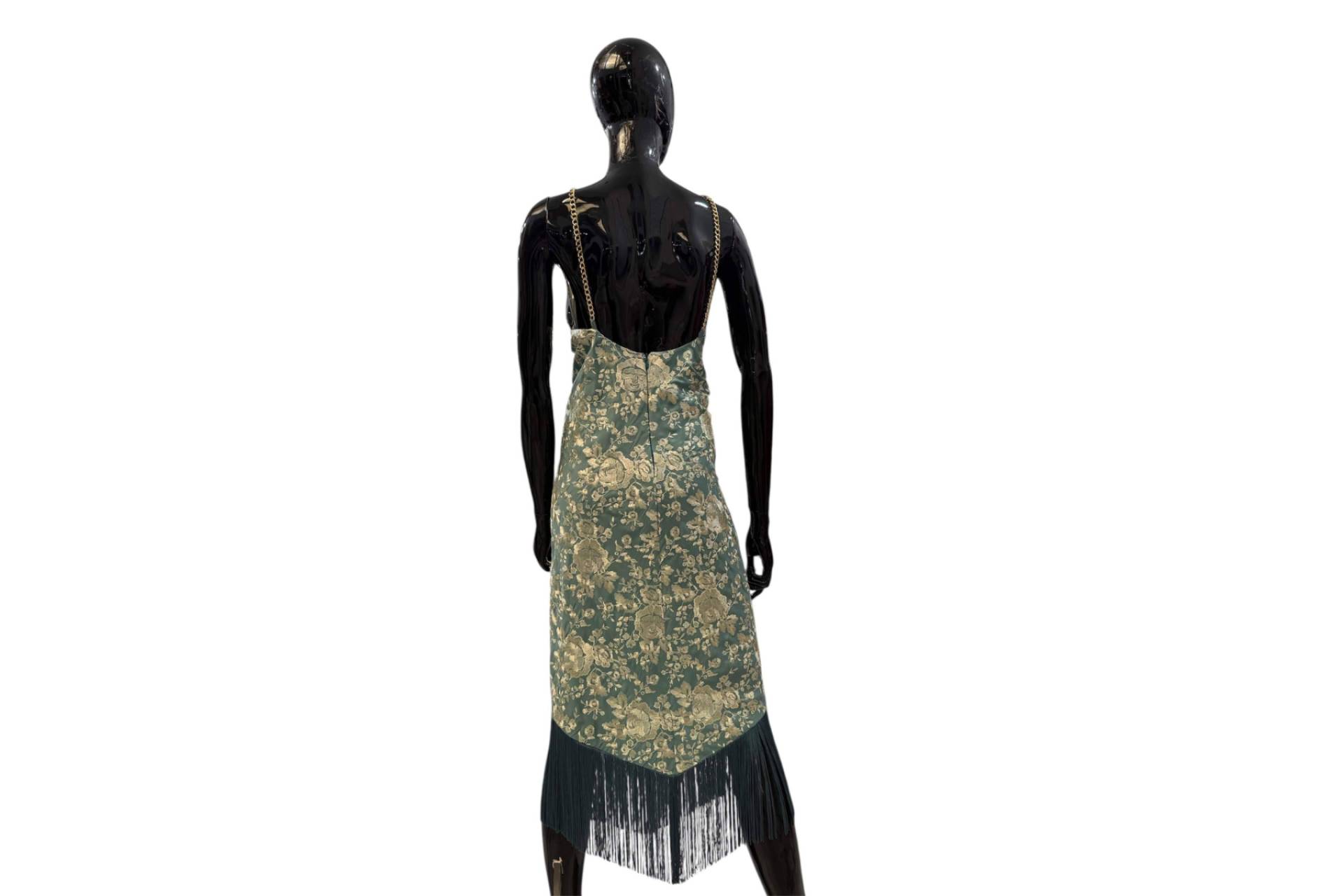 Sancha Artesanos, un puente entre la indumentaria regional y el pret-a-couture