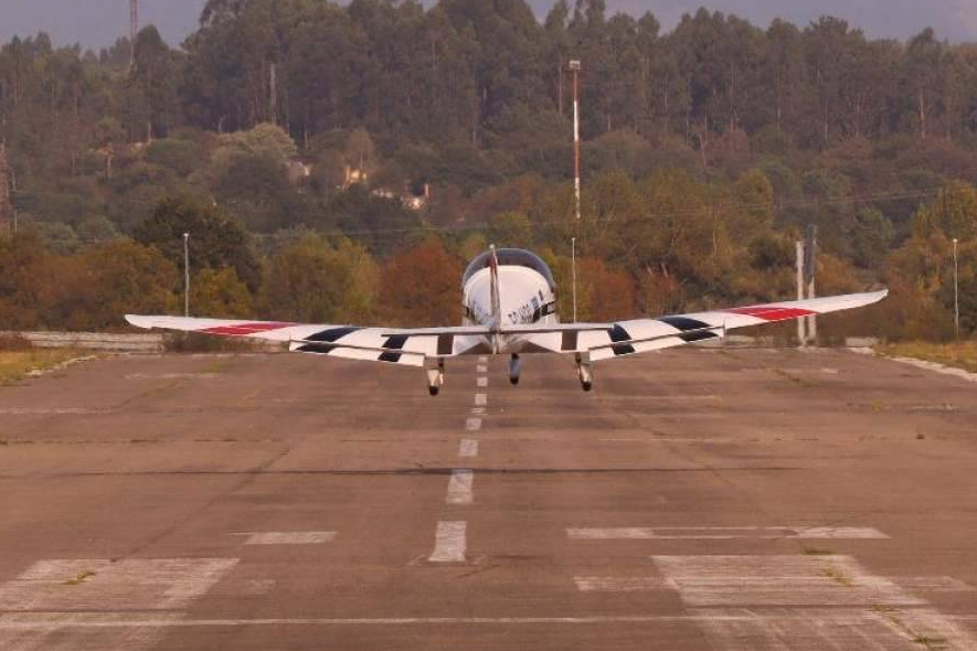 Aprender a volar en Asturias, el curso de piloto de ultraligero como vía de acceso a la aviación recreativa