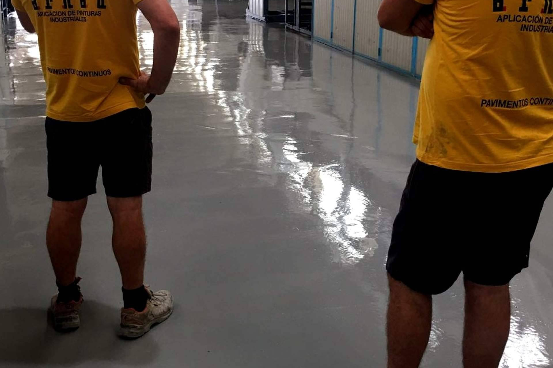 Serviarnau refuerza su presencia en Valencia con servicios especializados en pavimentos de hormigón