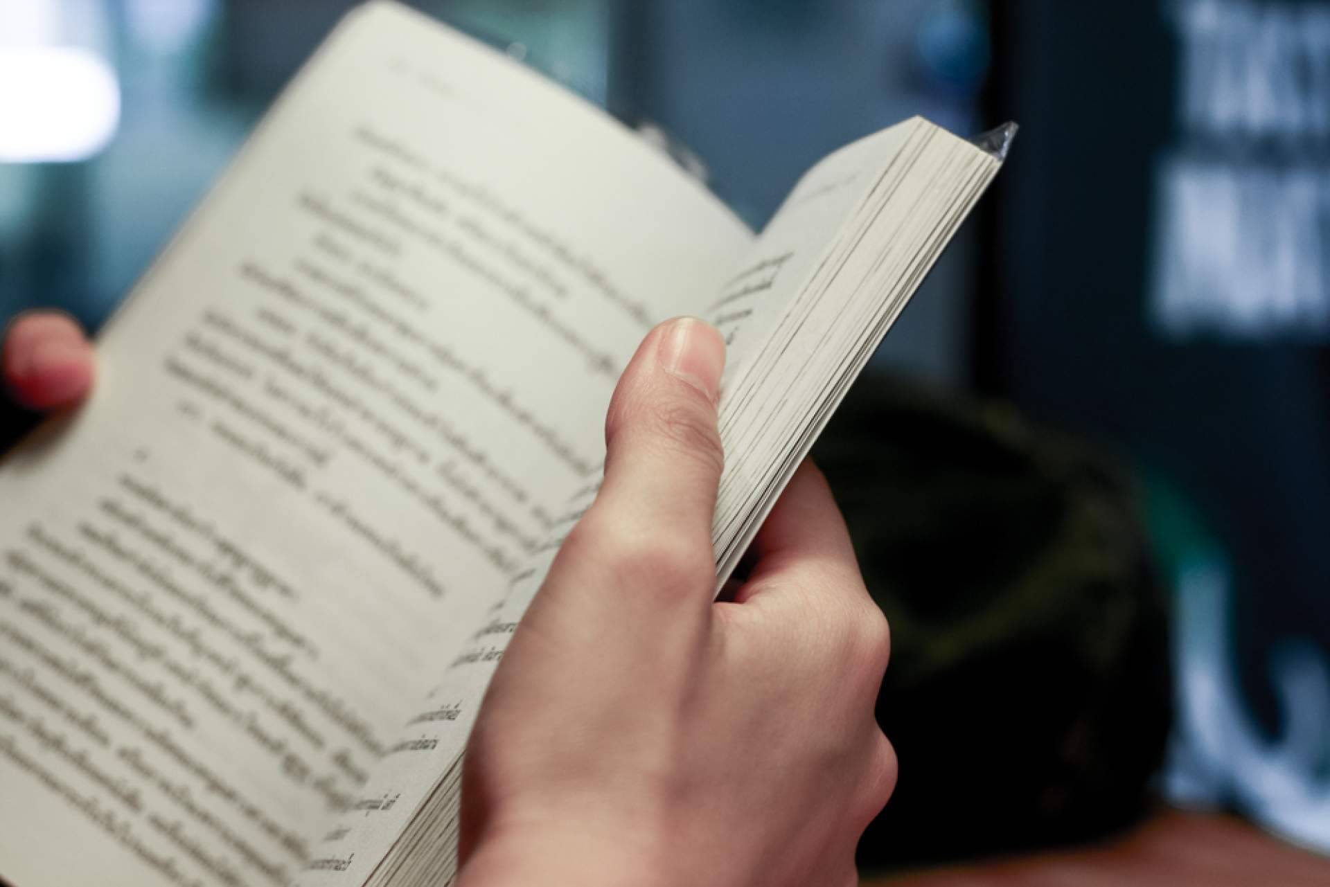 Lo que hay que saber antes de autopublicar un libro; el valor de las opiniones Letrame