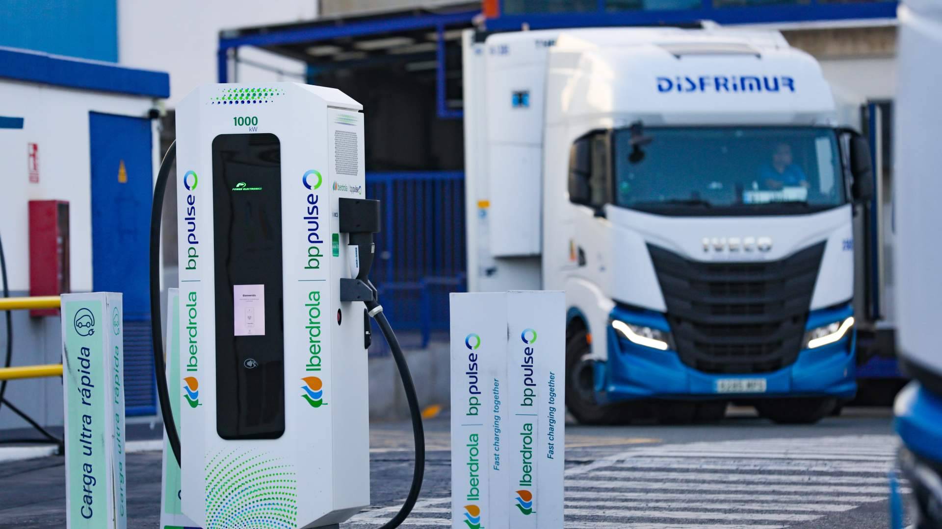 Infraestructura de recarga para empresas, claves técnicas para la transición hacia la movilidad eléctrica en el sector logístico