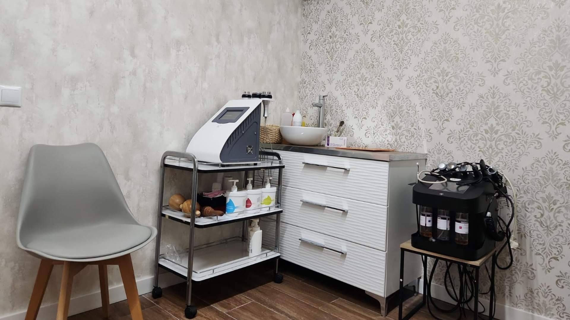 Clínica Sanando combina podología, estética y fisioterapia en un modelo de atención integral