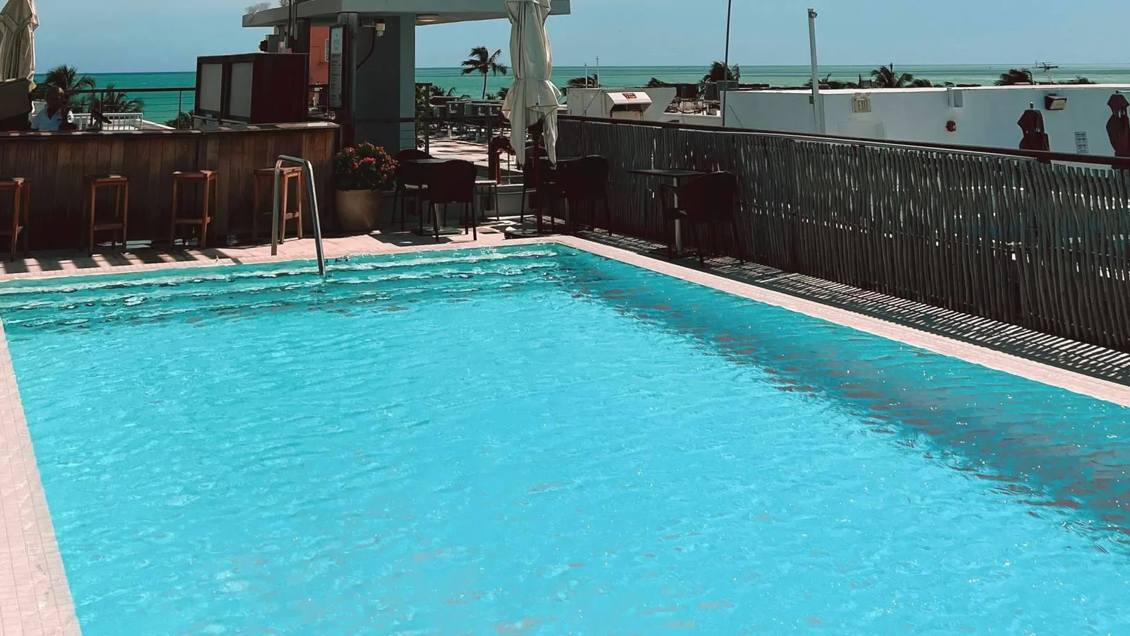 Qué tener en cuenta para mantener una piscina en perfectas condiciones este verano